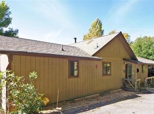 57 Mountain Breeze Dr, Maggie Valley, NC 28751