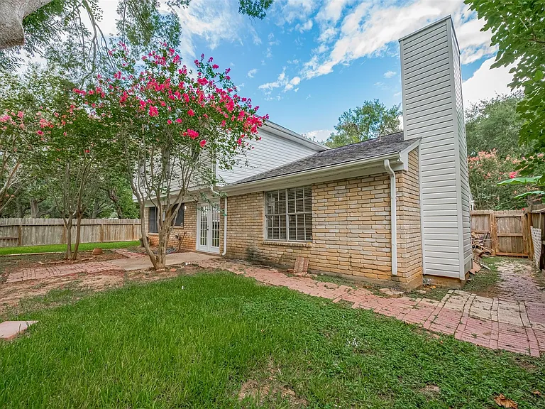 3610 Bee Bayou Ln — Photo 37