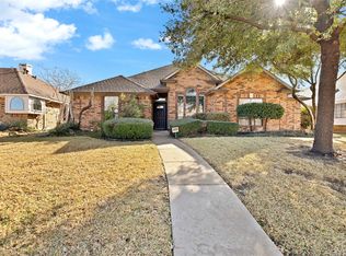 4020 Virginia Pine Dr, Carrollton, TX 75007
