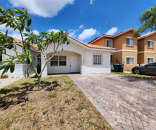 10949 SW 181st Ter #0 Photo 1