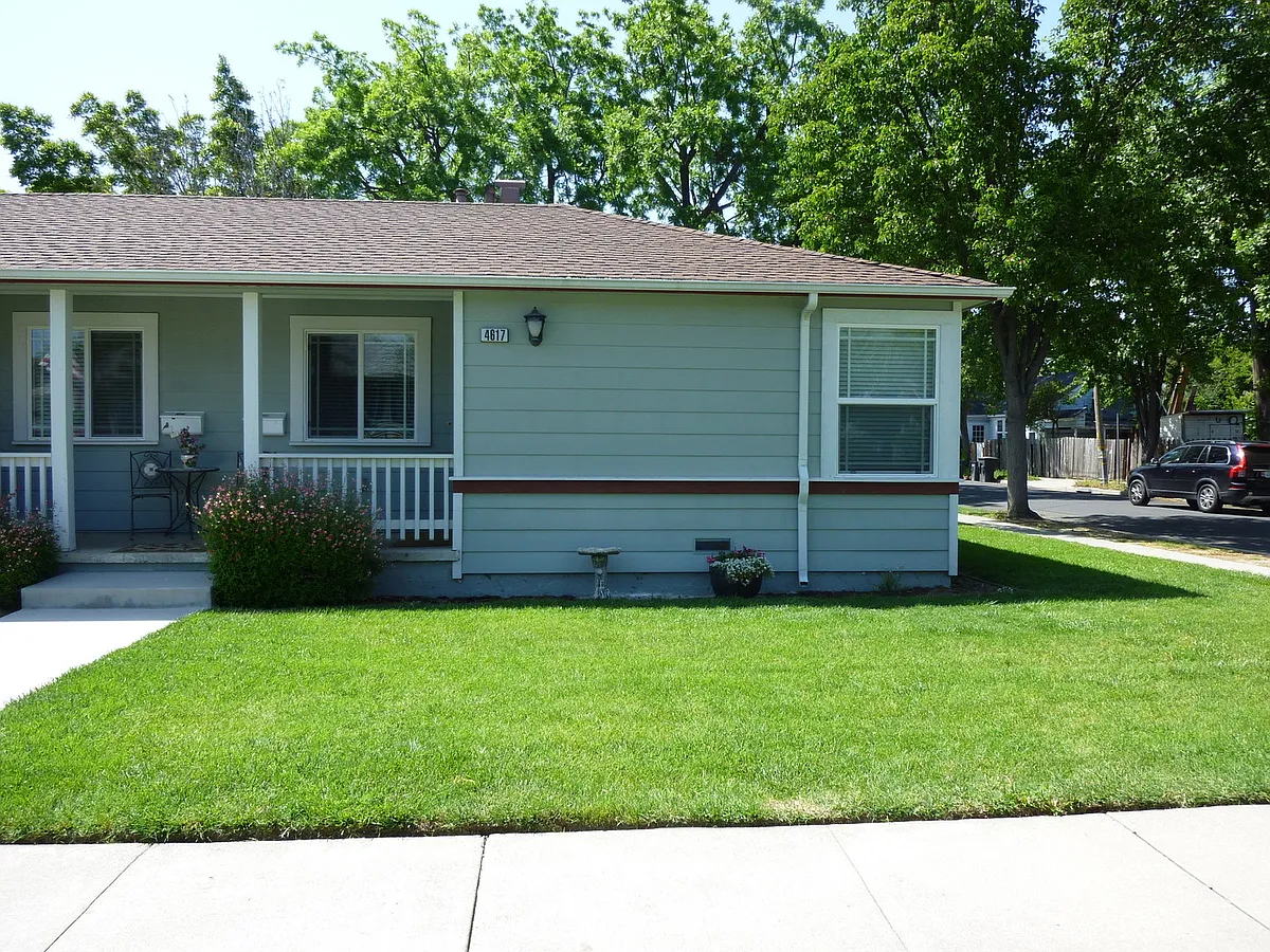 Building Photo - 4617 Augustine St