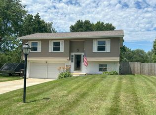 2140 Bedford Rd, Freeport, IL 61032