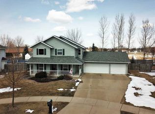 1516 Bedford Ln, Appleton, WI 54915