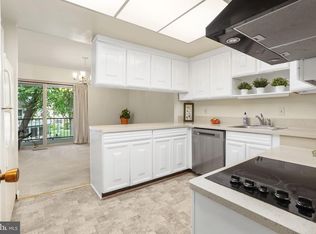 3367 S Leisure World Blvd Unit 95-2A, Silver Spring, MD 20906
