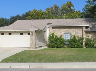5839 Spring Valley, San Antonio, TX 78247