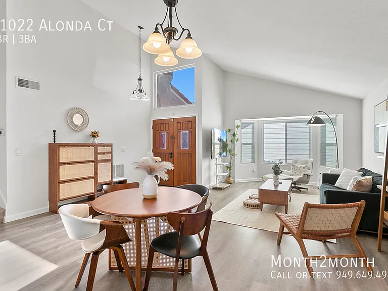 11022 Alonda Ct — Photo 3