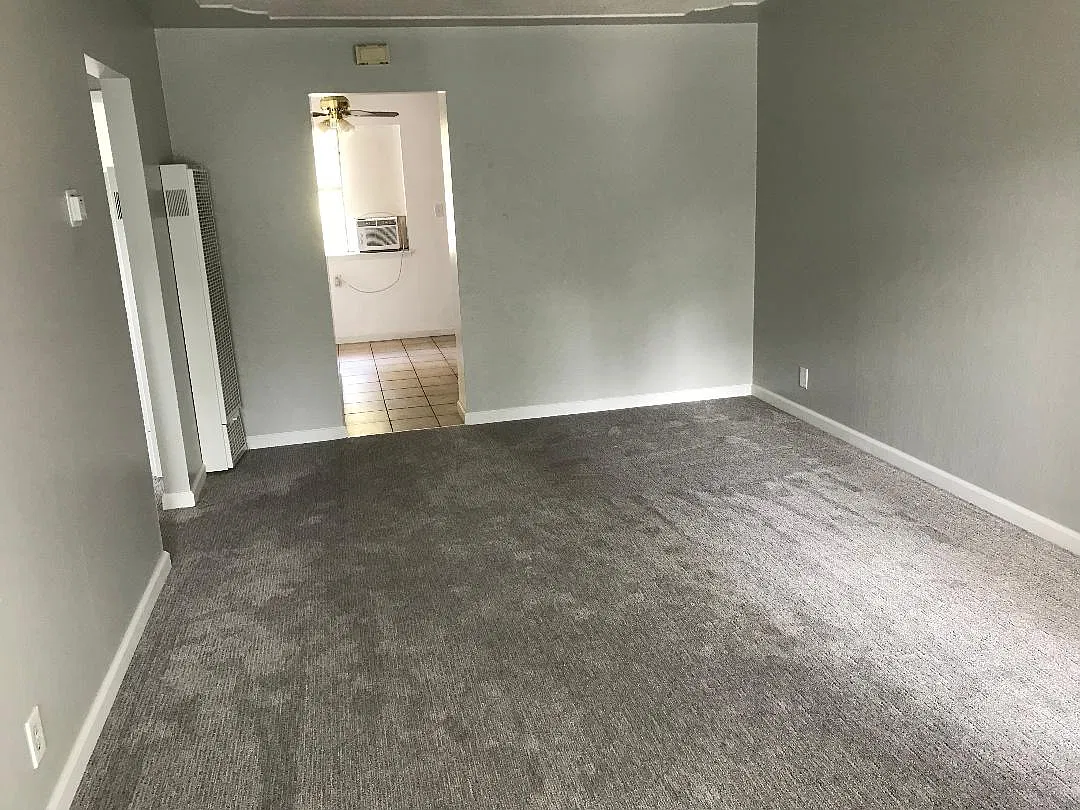 2 bed, 1100 sqft, $2,700 — Photo 3