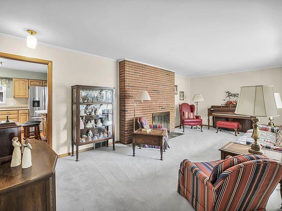 5th image of 2052 Haviland Rd