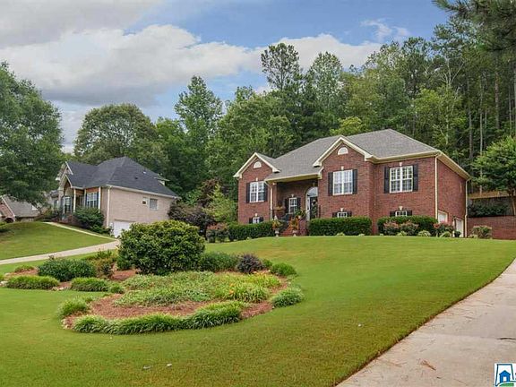 3rd image of 141 Oaklyn Hills Dr