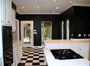 2533 Main St, Daphne, AL 36526