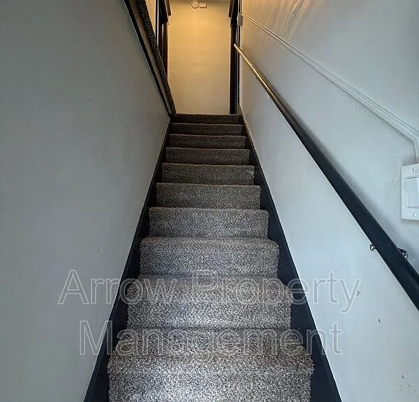 4602 Saint Paul Ave #3 — Photo 11