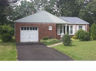 1010 Edann Rd, Oreland, PA 19075