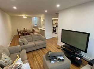 132 28th Ave APT 2, Brooklyn, NY