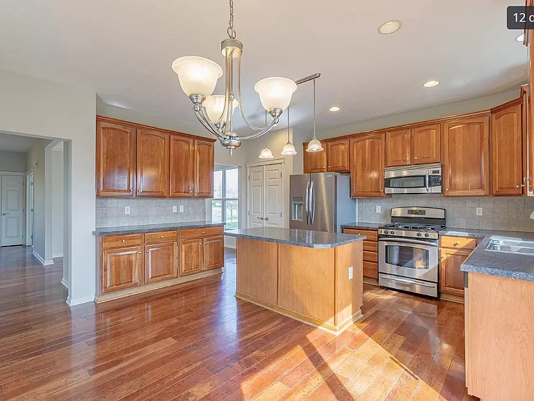 6519 Hilltop Trail Dr — Photo 12