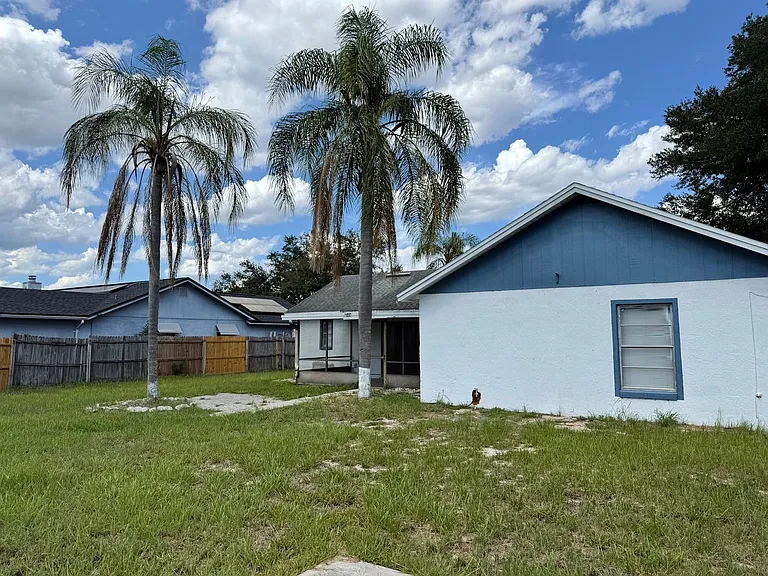 4712 Dandelion Dr — Photo 16