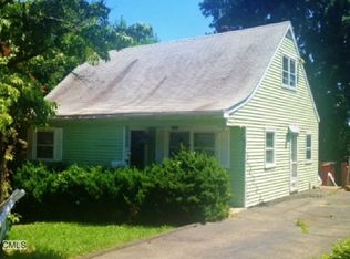 355 Queen St, Bridgeport, CT 06606