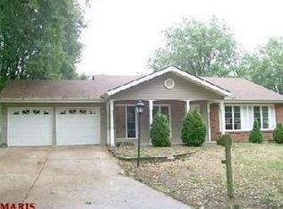 1739 Honeybrook Ln, Saint Louis, MO