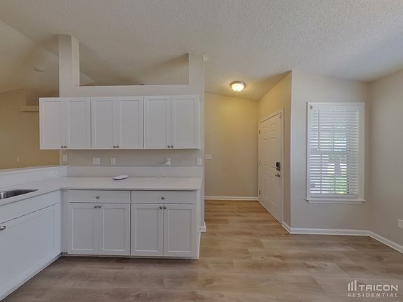 4th image of 9663 Clinton Corners Dr