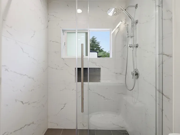 12548 Paseo Flores — Photo 35