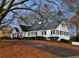230 Dixon Dr, Gainesville, GA
