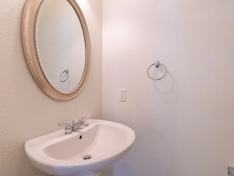 1101 E Parmer Ln #121 — Photo 12