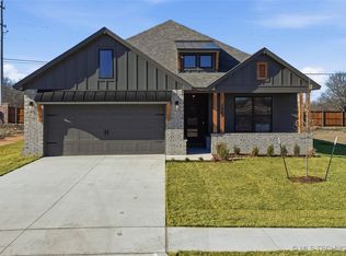 4904 N Walnut Ave, Broken Arrow, OK 74014