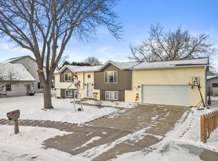 1350 Fireside CIRCLE, Oshkosh, WI 54901