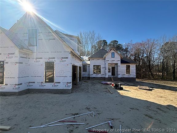 3rd image of 219 Rachel Rd