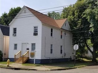 658 E 25th St, Erie, PA 16503