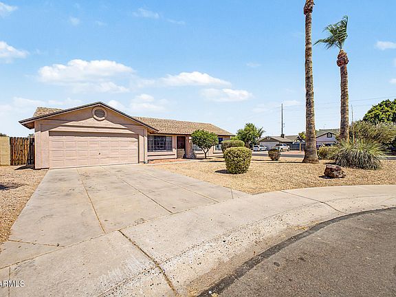 3rd image of 9051 N 72ND Drive