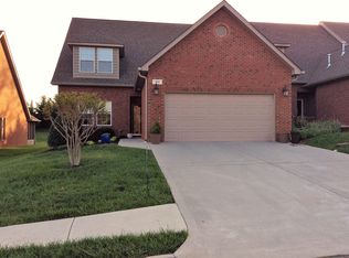 841 Meadow Walk Ln, Lenoir City, TN 37772
