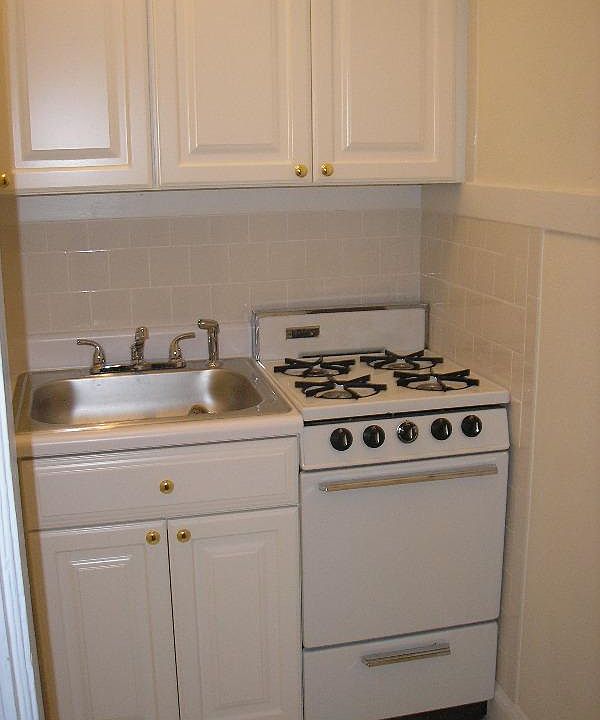 2nd image of 1654 Massachusetts Ave #42B