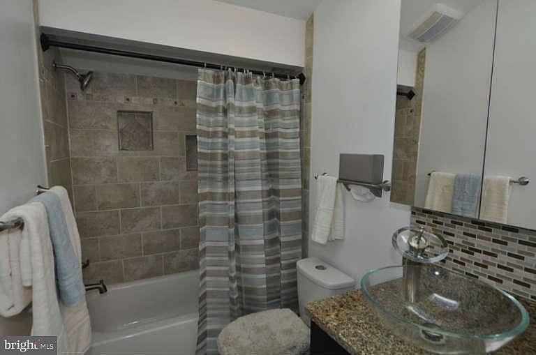 1st image of 4229 Moselle Dr