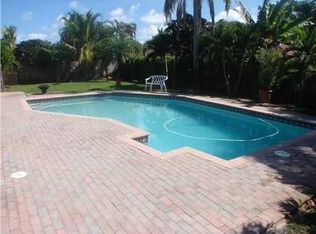 8676 SW 55th St, Cooper City, FL 33328