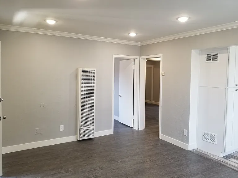 3463 W Florence Ave #4 — Photo 14