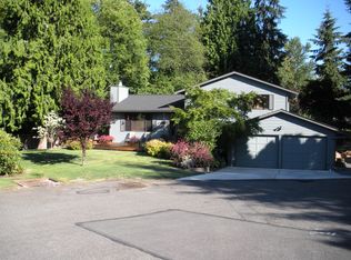 19216 58th Ave NE, Kenmore, WA 98028
