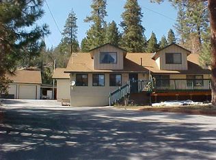 39090 Rim Of The World Dr, Fawnskin, CA 92333