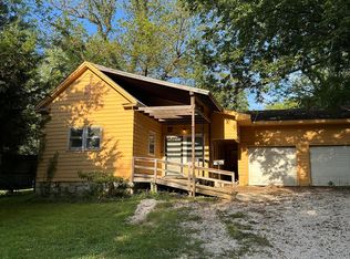 2326 N Jefferson Ave, Springfield, MO 65803