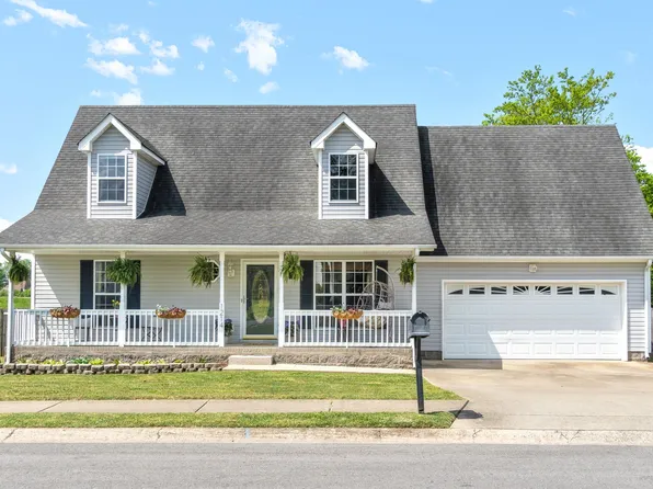 1214 Snoopy Dr, Clarksville, TN 37040