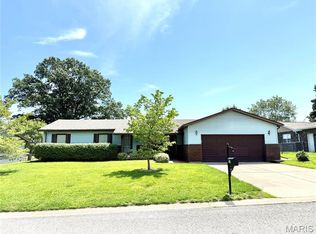 519 Franklin Ave, Troy, IL 62294
