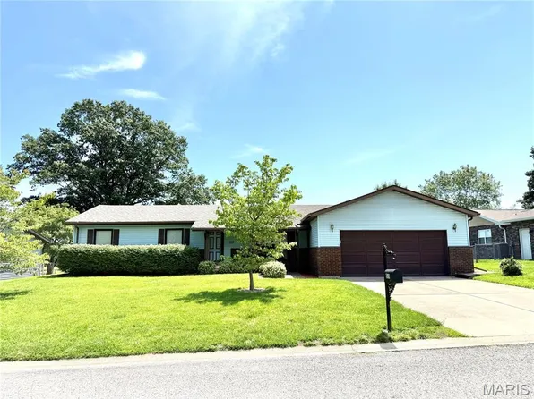 519 Franklin Ave, Troy, IL 62294