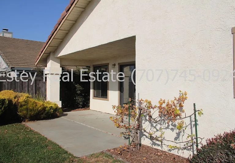 1445 Drolette Way — Photo 25