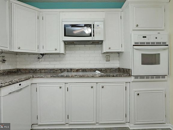 5th image of 4425 Bellewood Dr