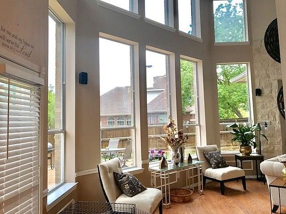 3rd image of 5305 Raincrest Dr