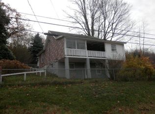 1343 Puritan Rd, Portage, PA 15946