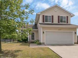 4586 Coachlight Dr, West Des Moines, IA 50265