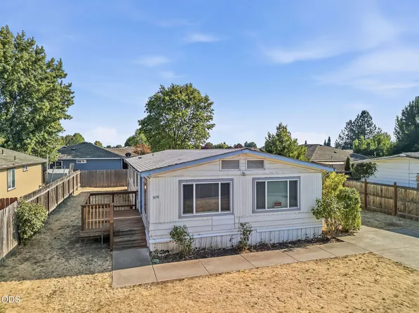 3858 Falcon St #Na, White City, OR 97503