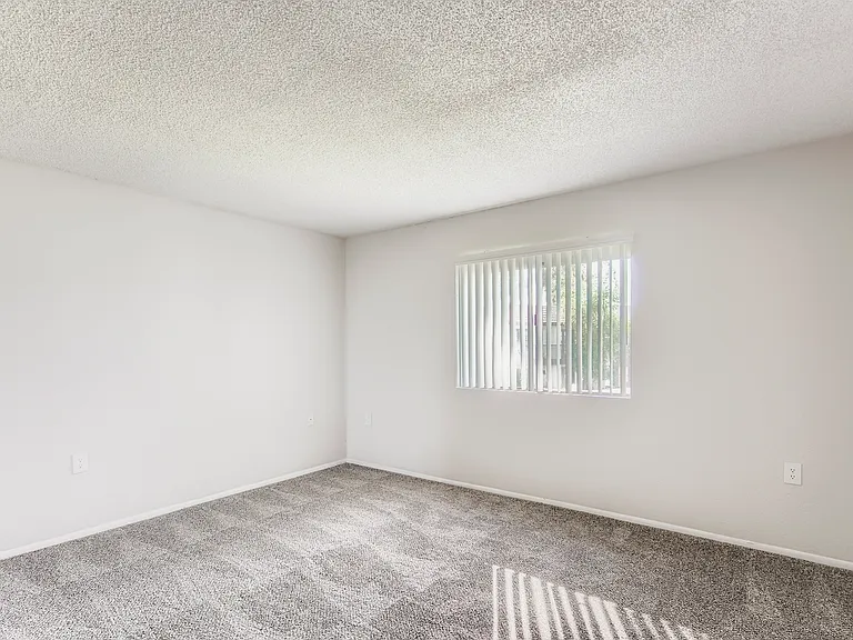 Tempe Vista — Photo 93