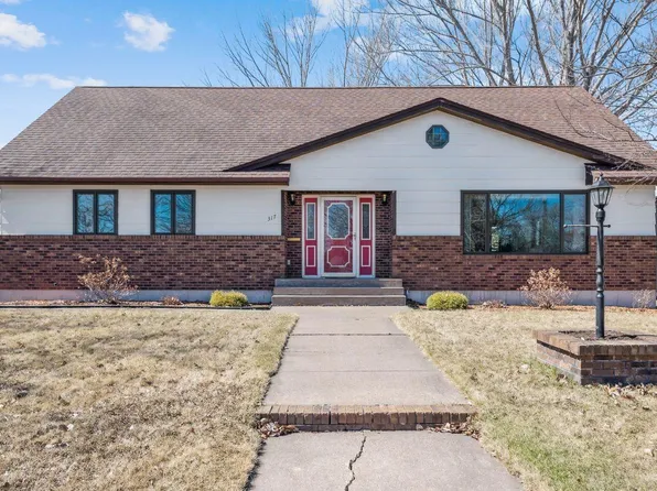 317 15th Ave E, Ashland, WI 54806