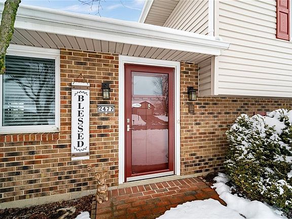 5th image of 2477 N Knoll Dr